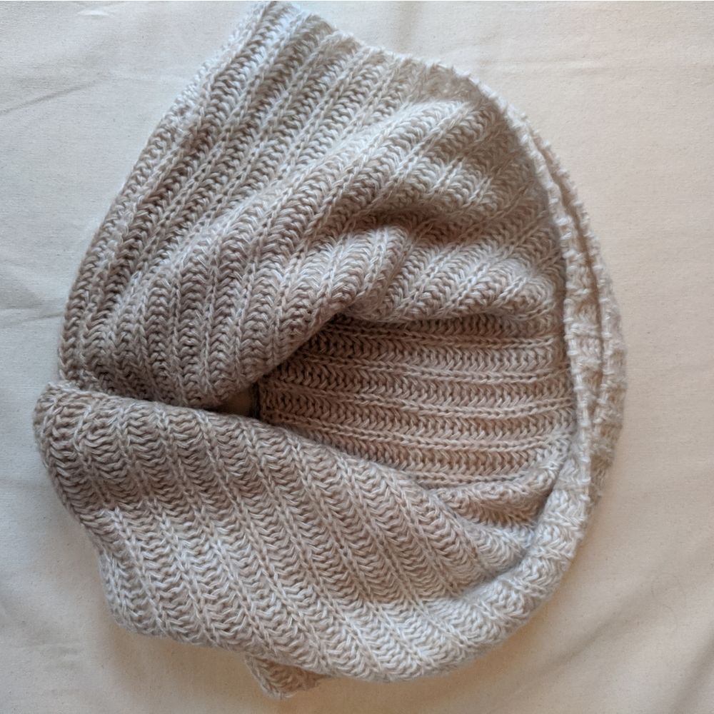 Soft infinity scarf